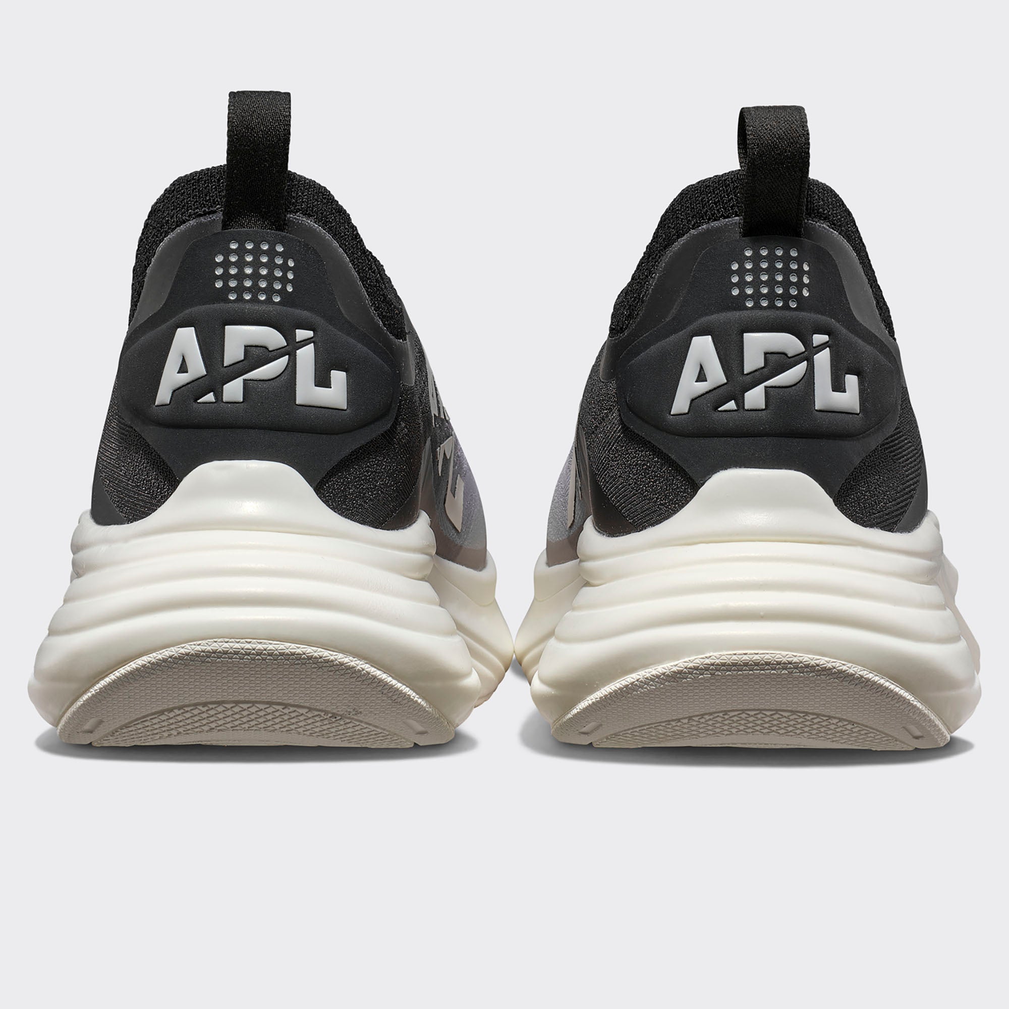 Women's APL Podium Light Fog / Black / Ombre - Image 3